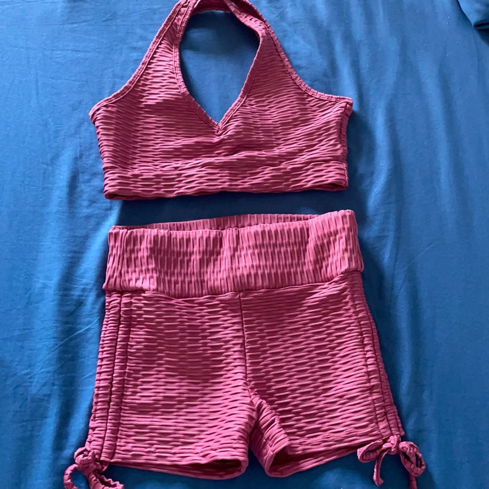Two piece set